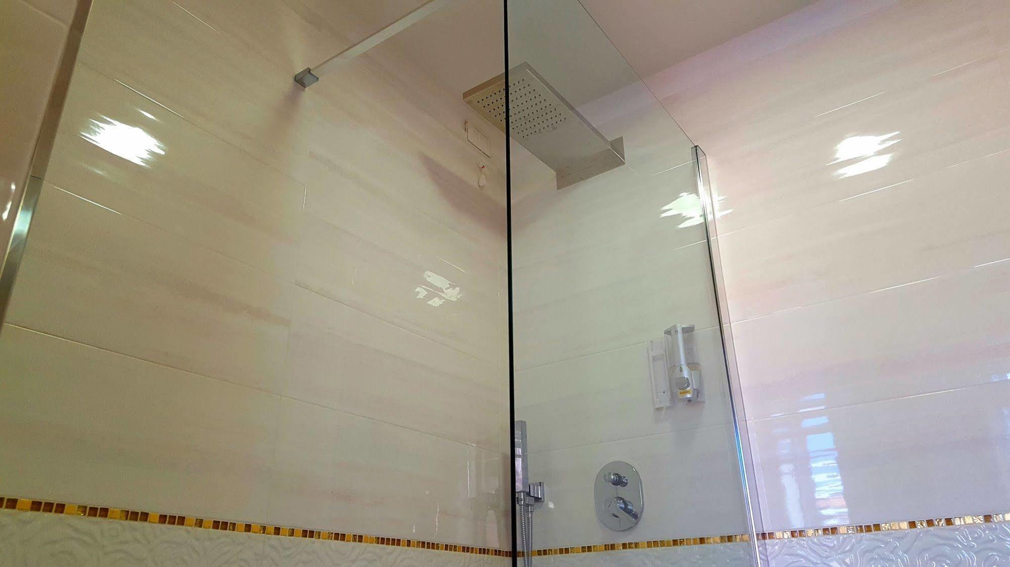 Brezza Marina Luxury Rooms Cagliari Zewnętrze zdjęcie