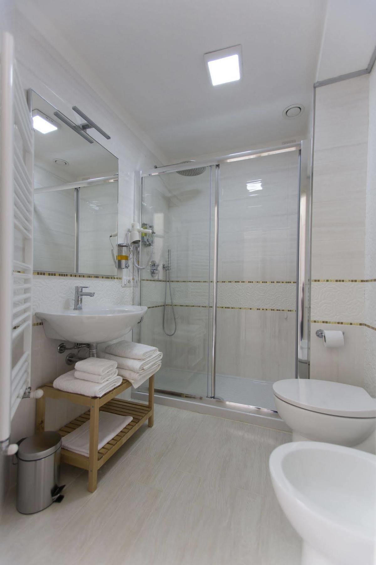 Brezza Marina Luxury Rooms Cagliari Zewnętrze zdjęcie