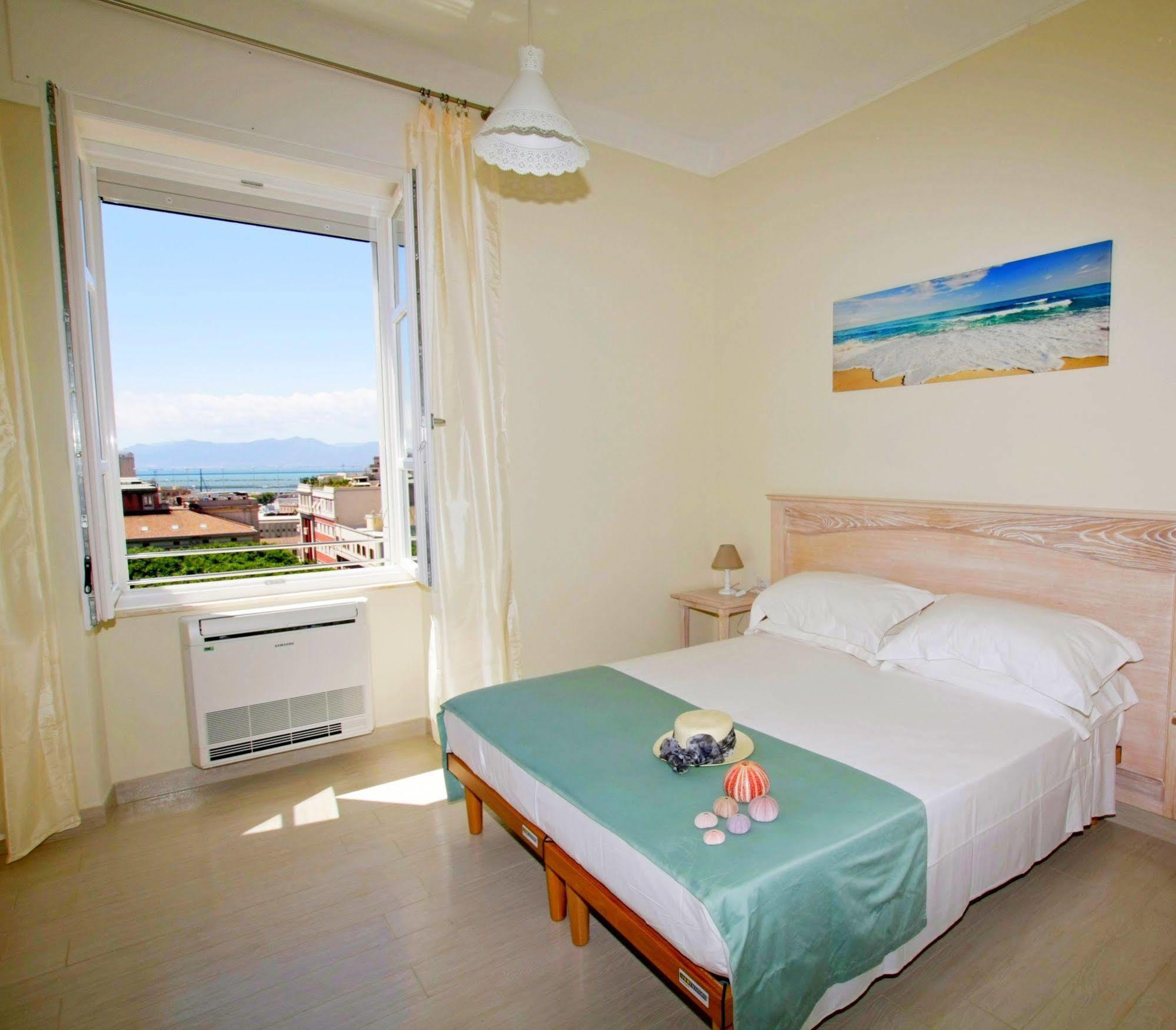 Brezza Marina Luxury Rooms Cagliari Zewnętrze zdjęcie