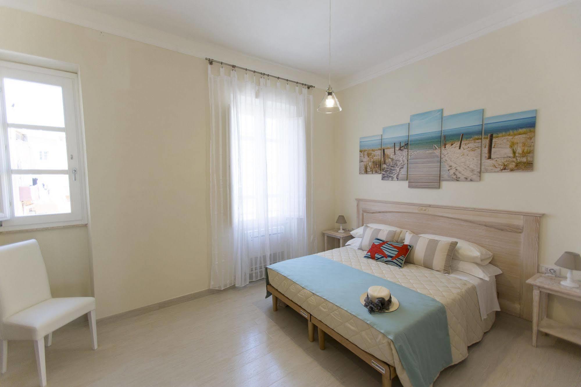 Brezza Marina Luxury Rooms Cagliari Zewnętrze zdjęcie