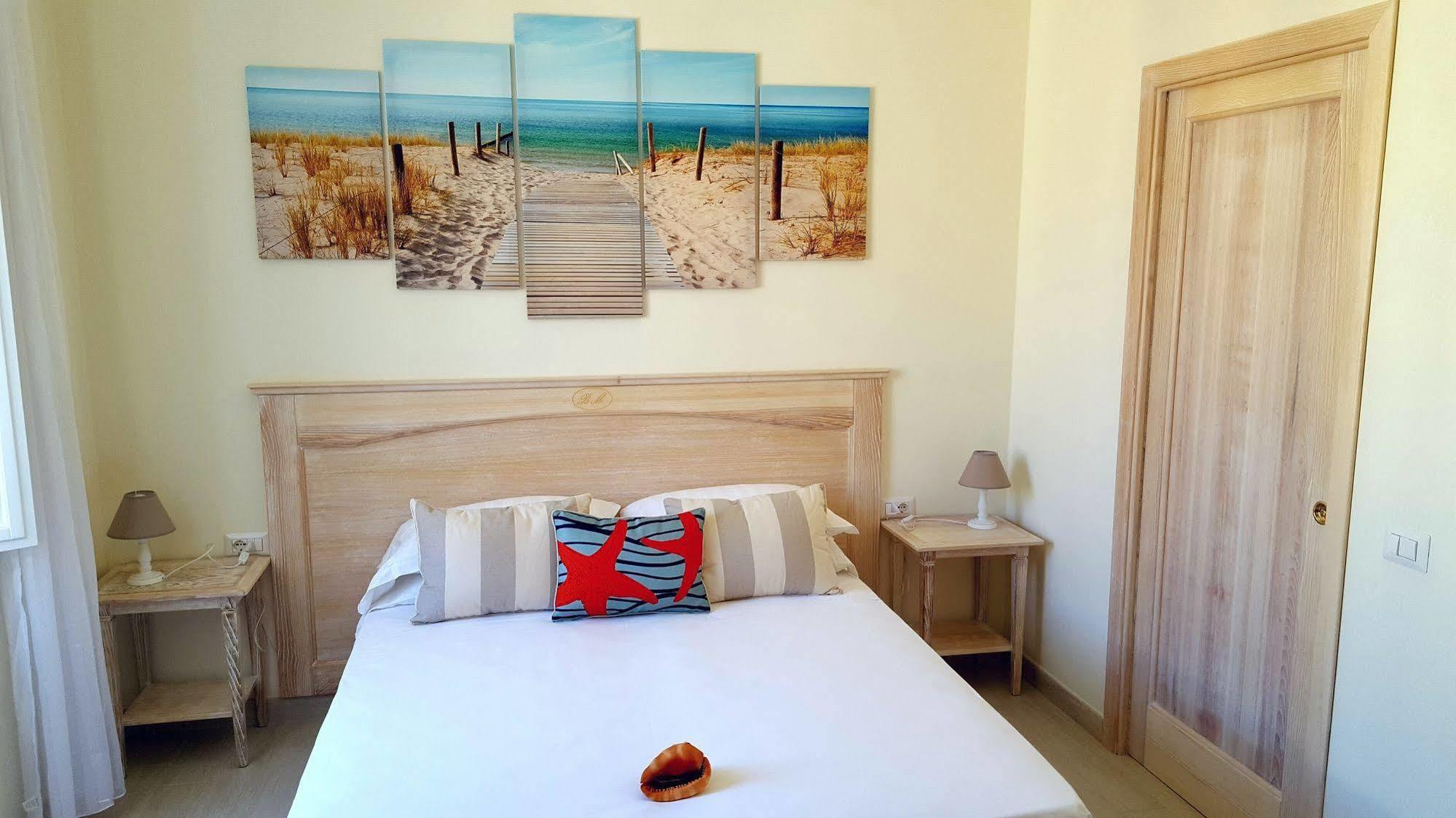 Brezza Marina Luxury Rooms Cagliari Zewnętrze zdjęcie