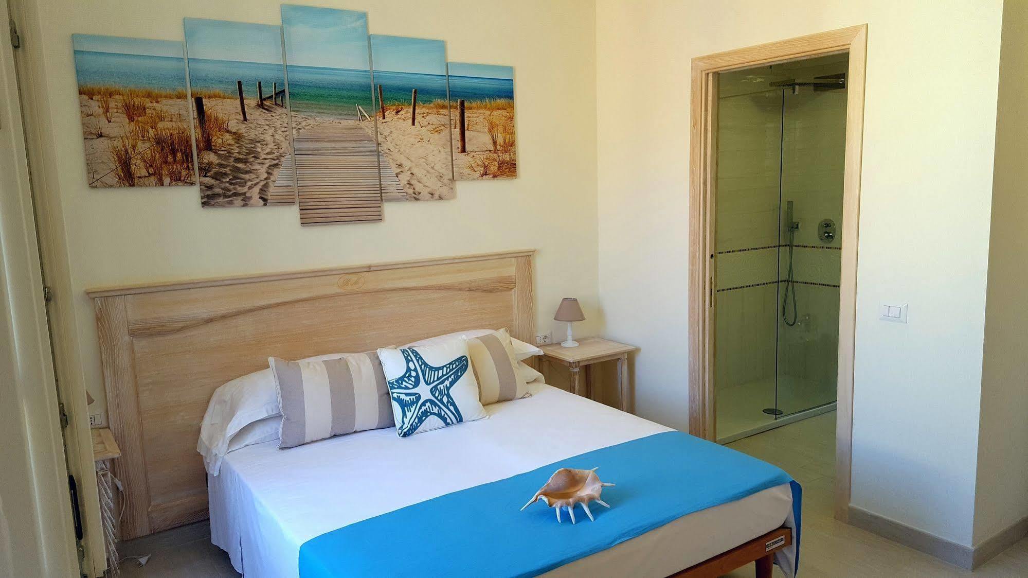 Brezza Marina Luxury Rooms Cagliari Zewnętrze zdjęcie